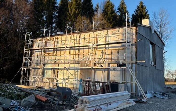 Axena färdigställande av hus i Vallentuna